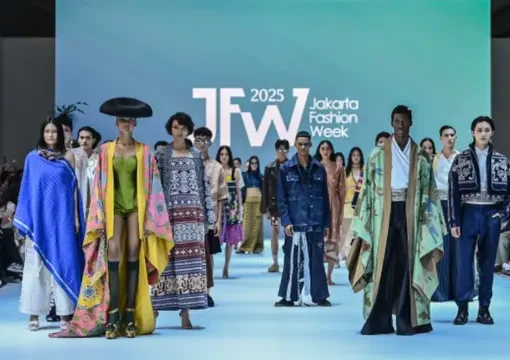 Jakarta Fashion Week 2025 Resmi Dibuka, Gaungkan Inovasi dalam Modernitas Kekayaan Warisan Budaya