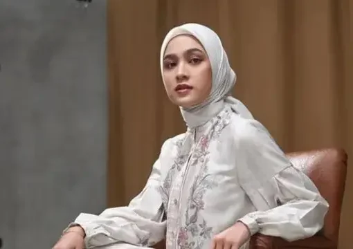 Cek 5 Gaya Simple namun Elegan ala Selebriti Indonesia, Bisa Jadi Inspirasi Outfit Lebaran 2025