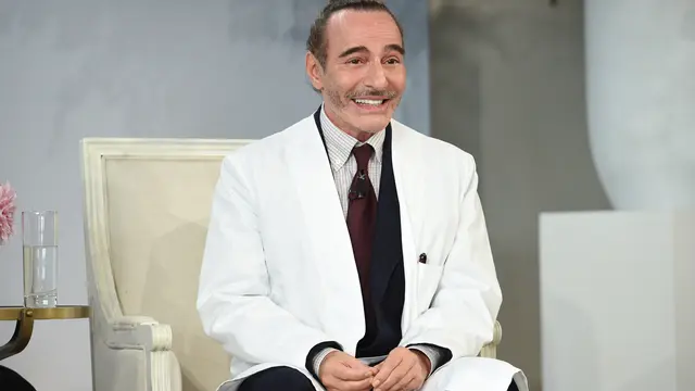 Desainer John Galliano Tinggalkan Maison Margiela Setelah 10 tahun