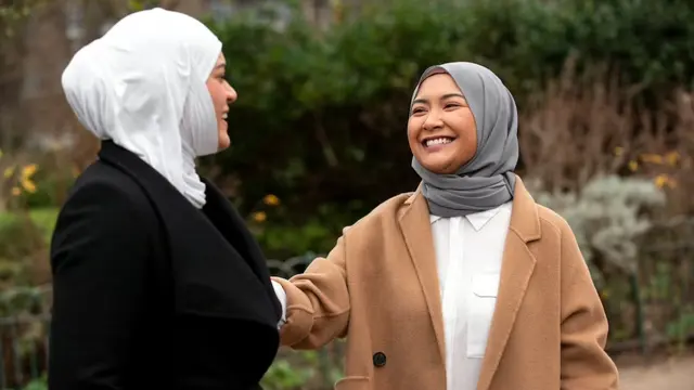 Stop Minder, Ini 5 Tips Fashion Hijab untuk Wanita Gemuk agar Modis dan Tambah Percaya Diri